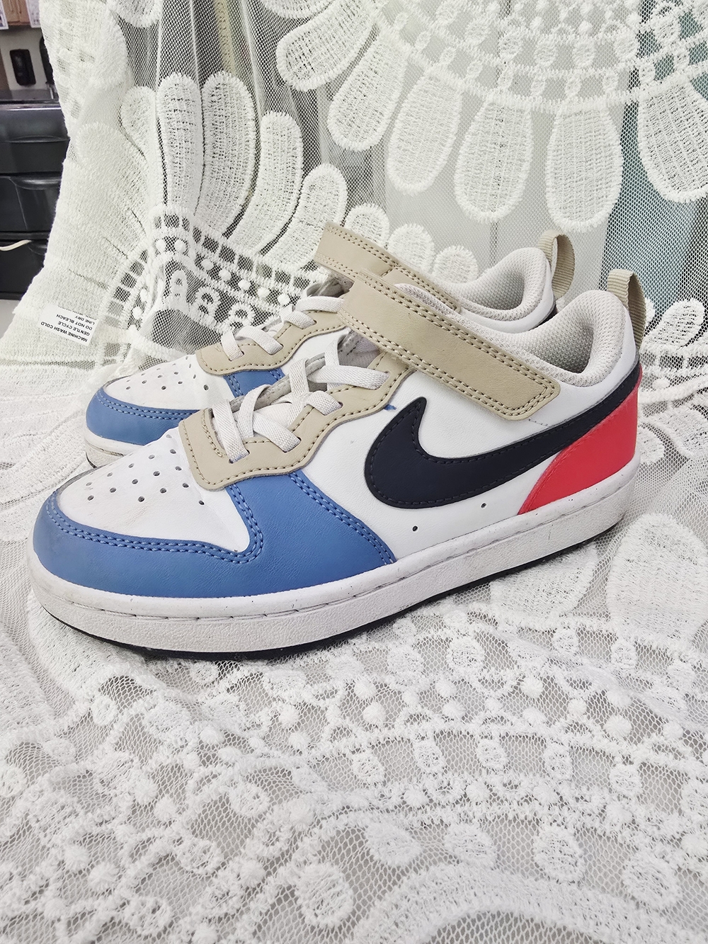 Nike Kids Low Tops Sneakers With Velcro Closure Size 1Y